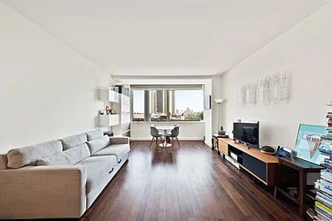 Rented by Industrie Residential