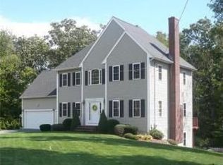 2 Angelina Dr, North Attleboro, MA 02763