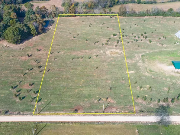 4 County Road 540, Rogersville, AL 35652