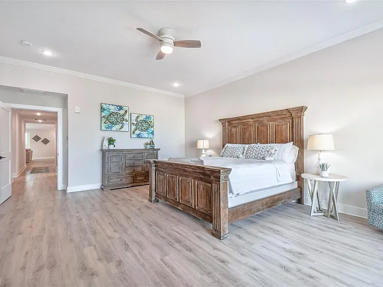 19505 Gulf Blvd #404 — Photo 38