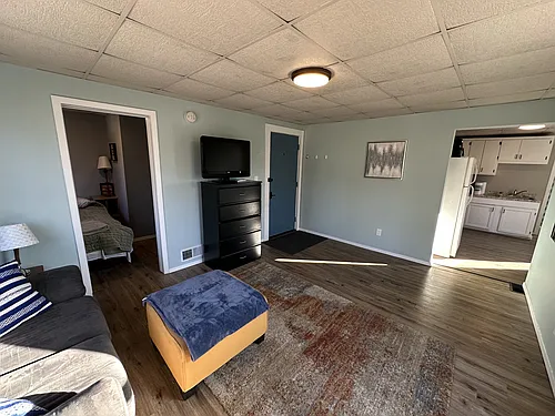 302 N Spring Ave #4 Photo 1