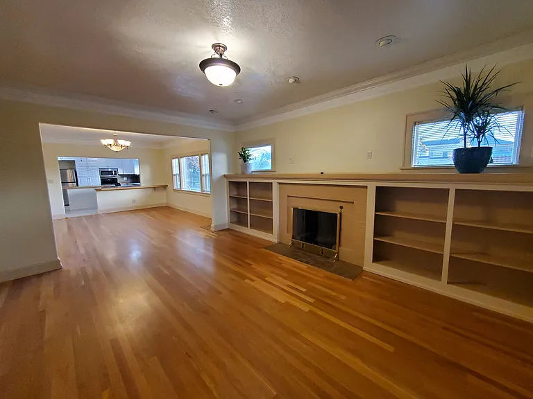 2240 SE 20th Ave #A — Photo 2