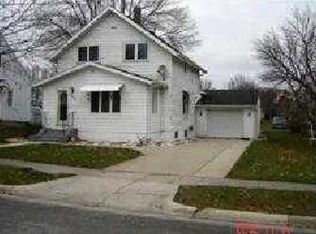 908 11th Ave, Clarkfield, MN 56223