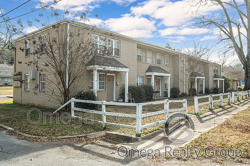 1st image of 600 S Broadway Ave APT A1