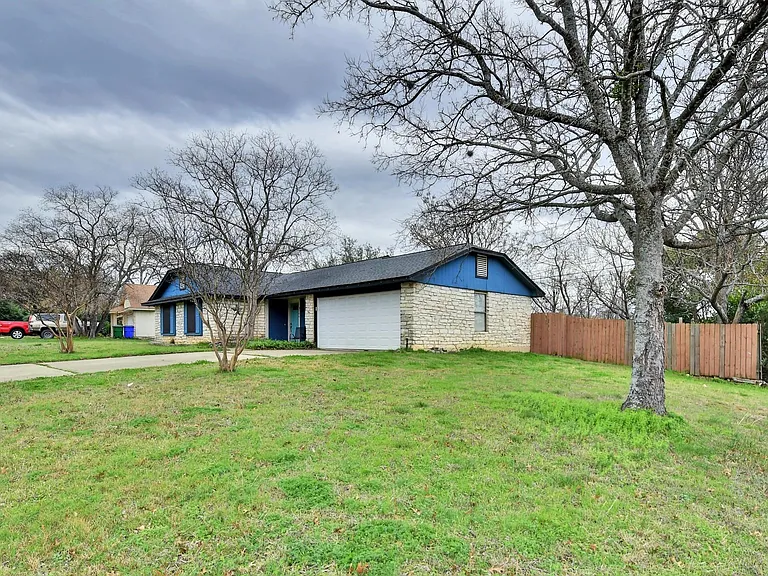 506 S Mount Rushmore Dr — Photo 4