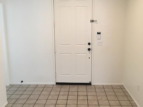 4th image of 15598 Winona St