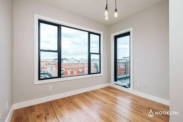 Rented by Nooklyn NYC LLC | media 24