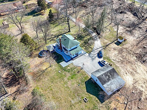 4th image of 402 Philadelphia Rd