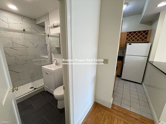 15 Queensberry St. #5 Boston - Fenway Unit Photo 1