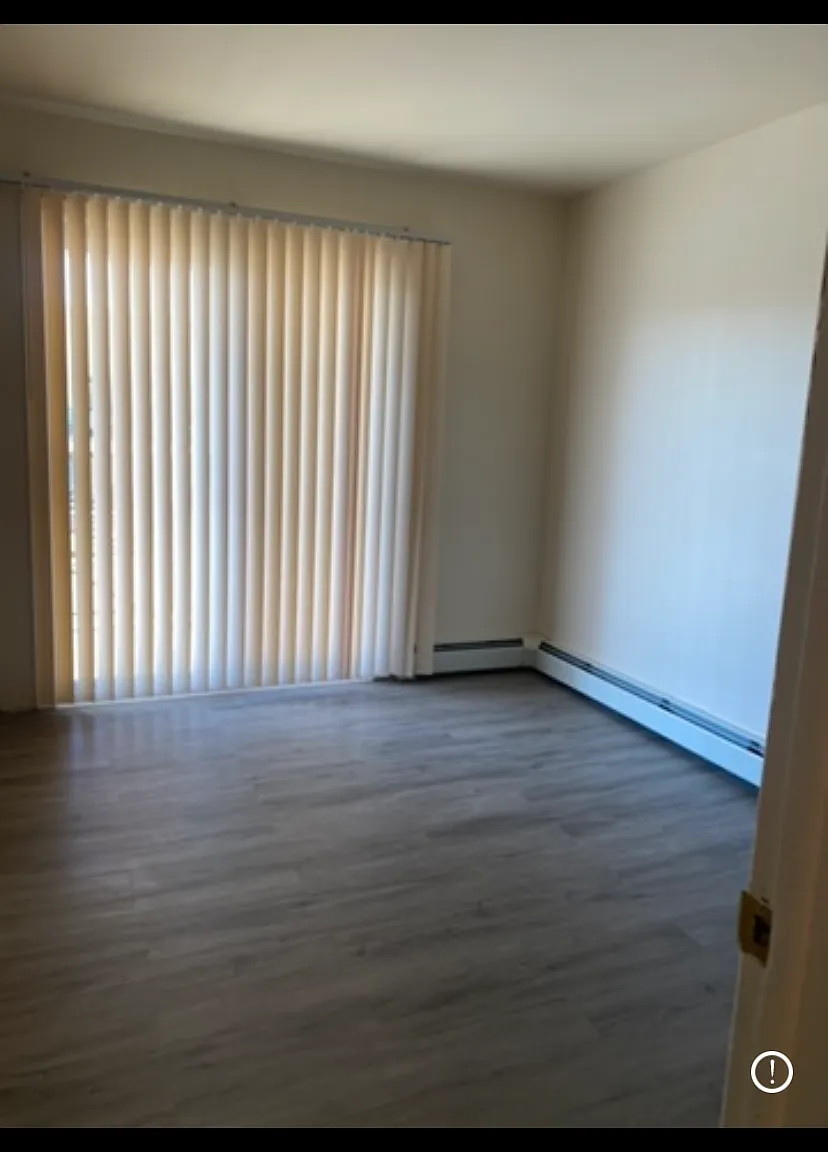 2 bed, 900 sqft, $1,700 — Photo 4
