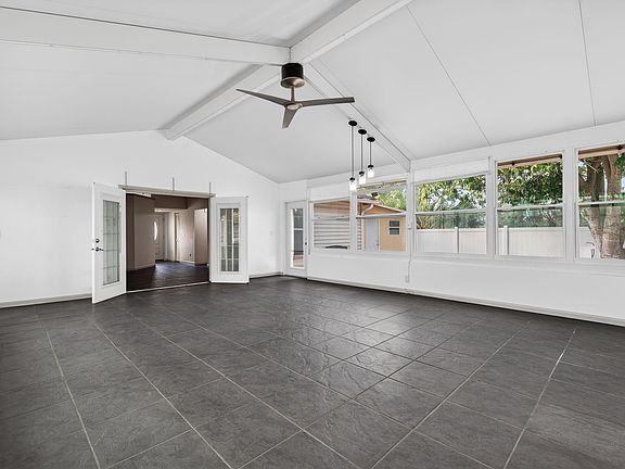 5th image of 5883 Darren Ct N