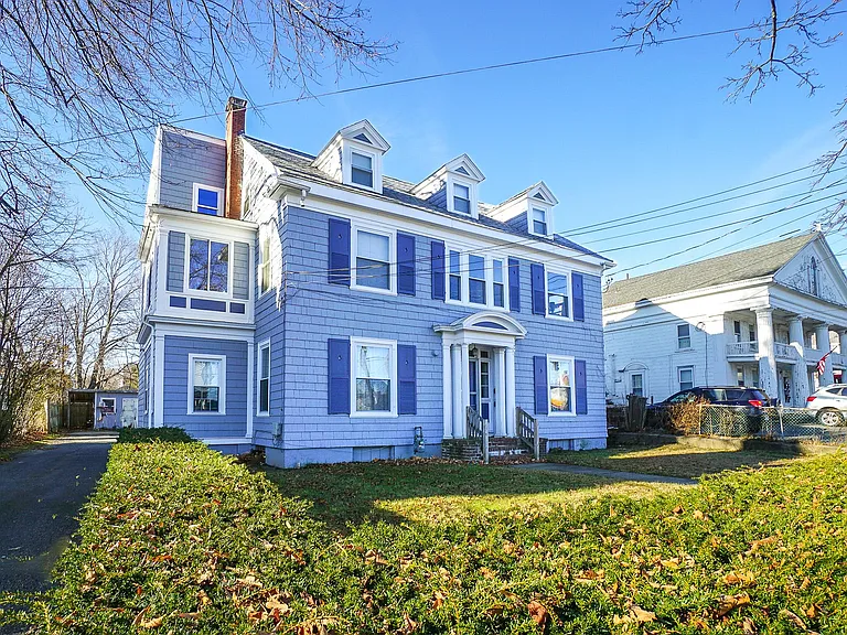 60 Pleasant St #3 — Photo 20