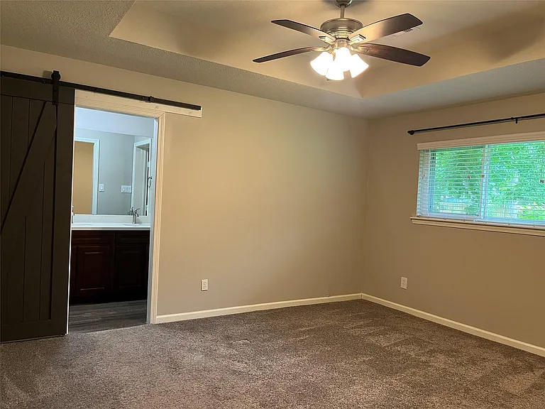 304 S Shadowbend Ave — Photo 25