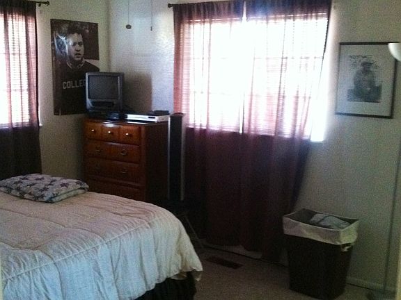 5th image of 27 Wildy Dr