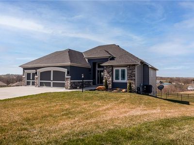 4200 Castlegate Court St, Joseph, MO, 64505