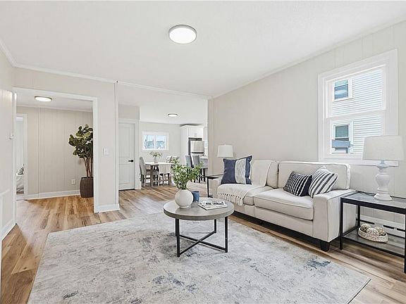 2nd image of 12 Union St