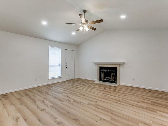 2nd image of 2511 Beverly Hills Ln