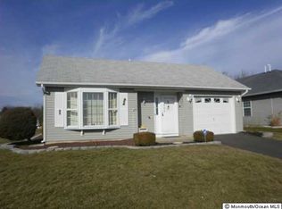 1 Everest Dr N, Brick, NJ 08724