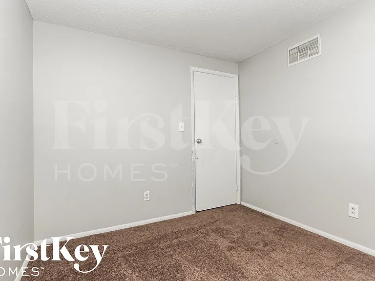 2530 Fairhaven Dr — Photo 12