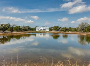 833 Fm 954, Round Top, TX 78954