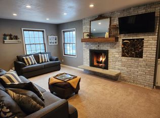 4375 Continental Ct, Brookfield, WI 53045