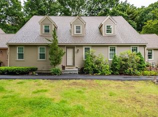 35 Balmoral Dr #35, Stratham, NH 03885