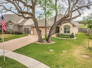 15407 Meadow Pass, College Station, TX 77845