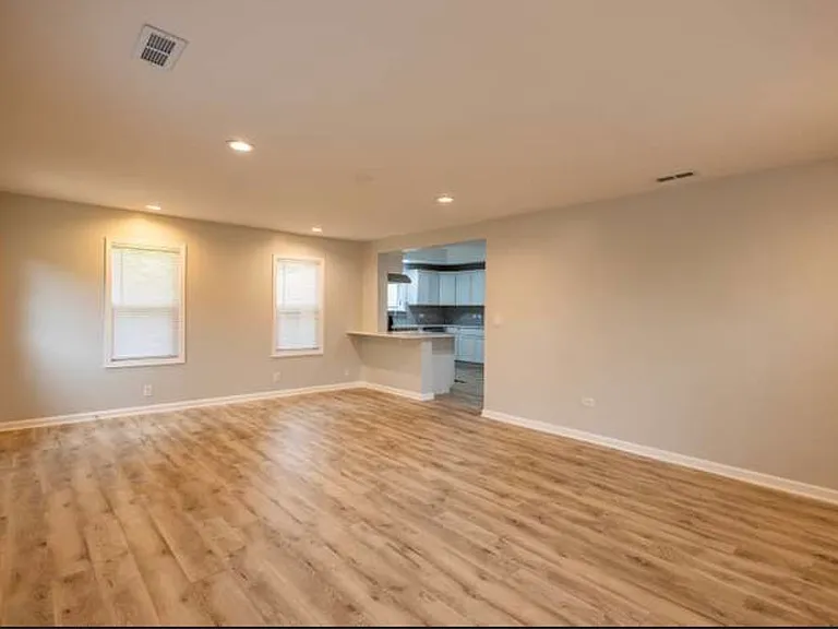23517 W Central Ave — Photo 16