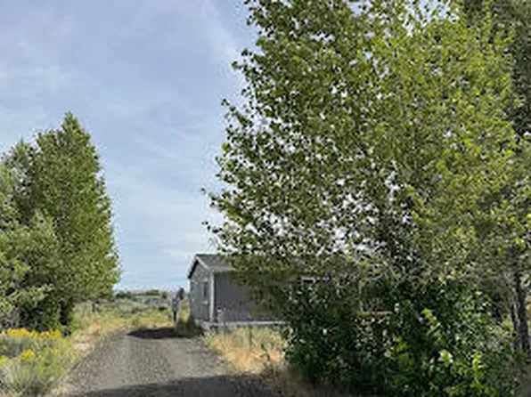 58282 Maple Circle Rd, Christmas Valley, OR 97641