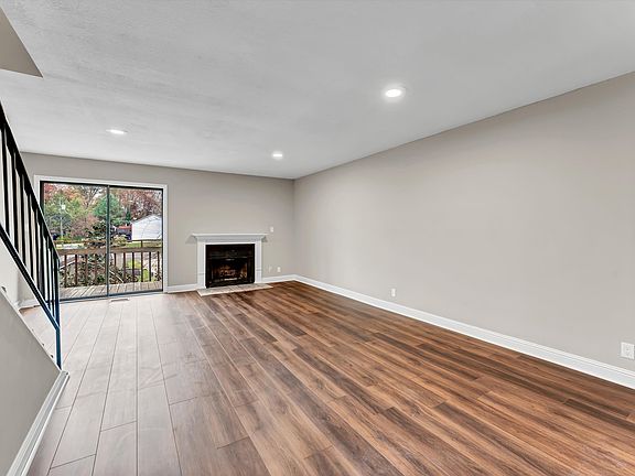5th image of 712 Idlewood Ln #712