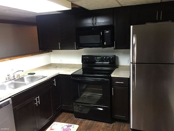 Unit B Kitchen