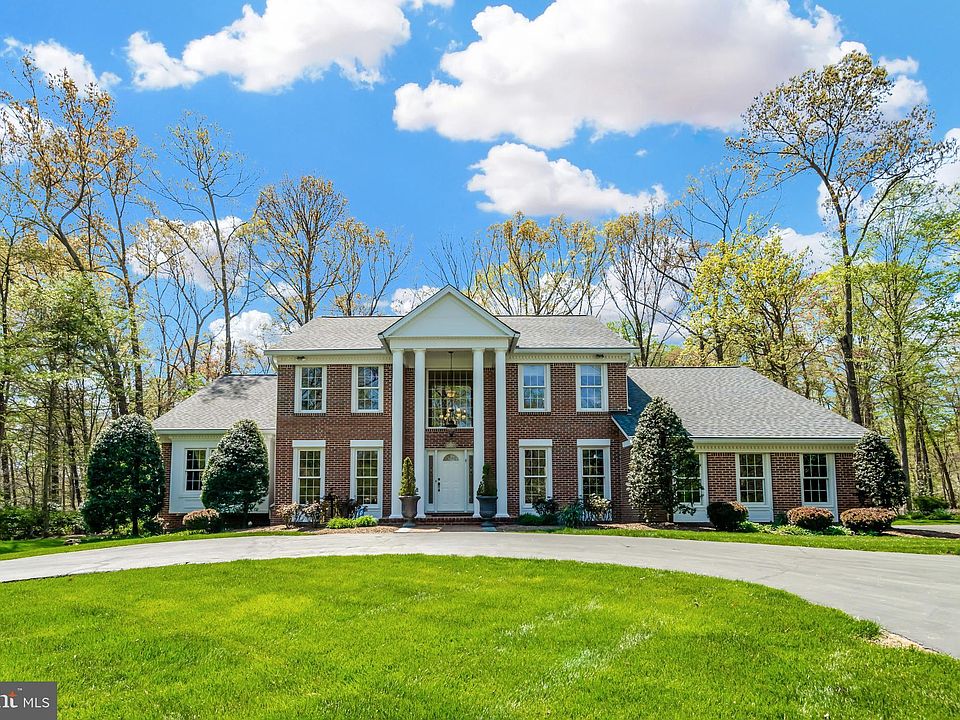 1st image of 5140 Meath Ct