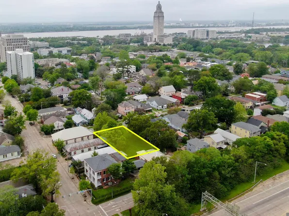 N 8th St, Baton Rouge, LA 70802