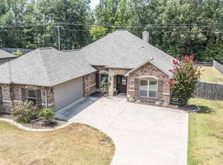 140 Serenity Ln, Marshall, TX 75672