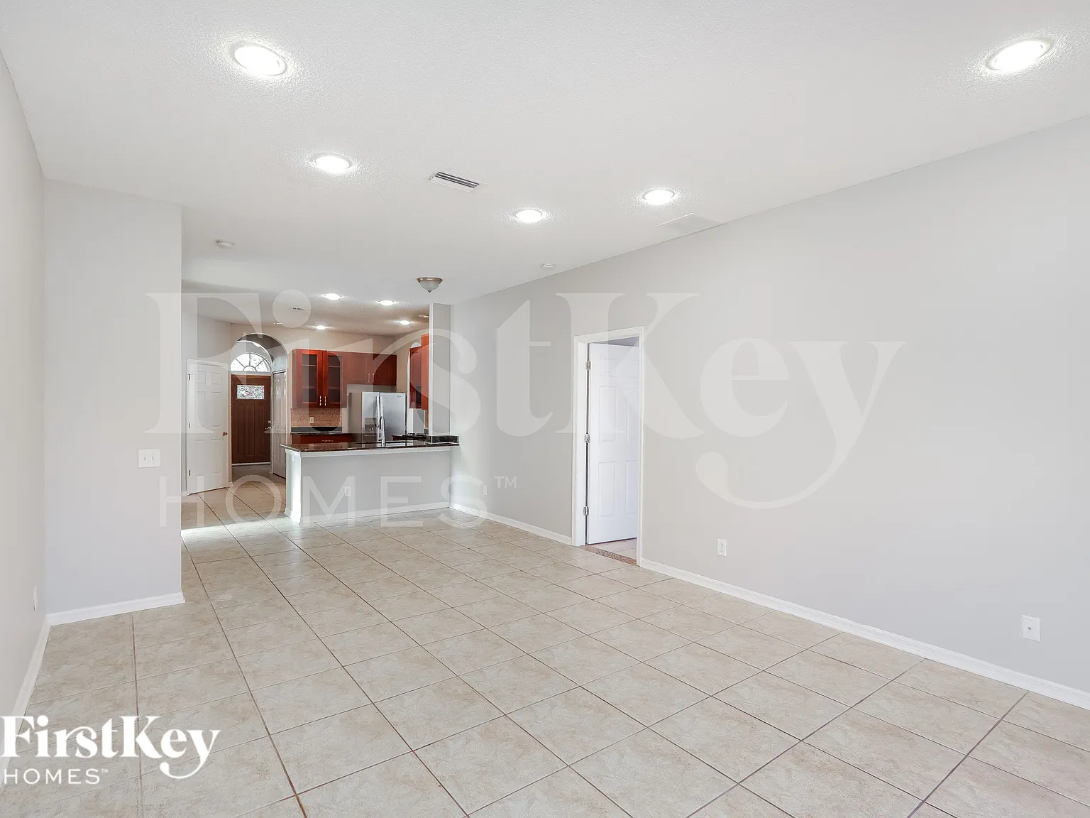 5 bed, 3.0 bath, 2350 sqft, $3,185 — Photo 3