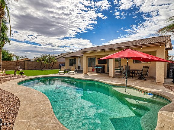 3rd image of 15284 W WATSON Lane