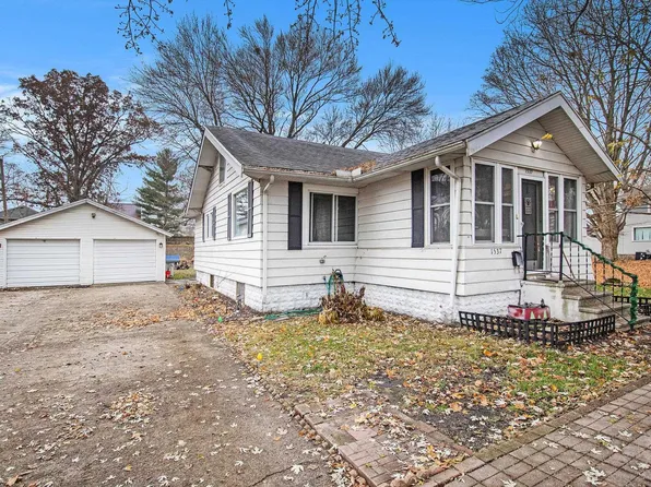 1537 Moyer Ave, Elkhart, IN 46516