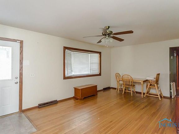 5th image of 307 S Whittlesey Ave
