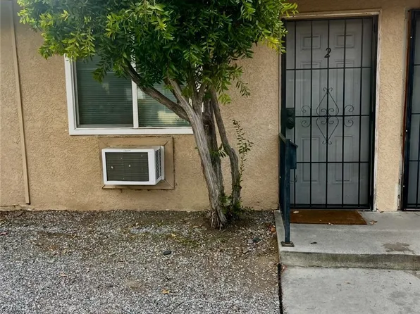 1955 E Devonshire Ave, Hemet, CA 92544