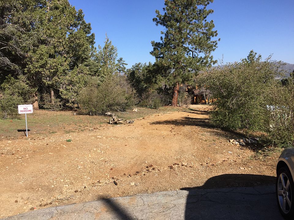 1st image of 15 Flintridge