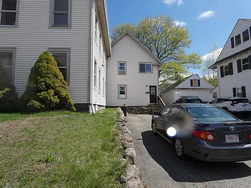 94-98 Maple St #1 Photo 1