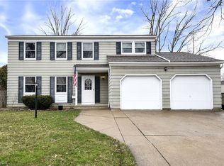 8388 Celianna Dr, Strongsville, OH 44149