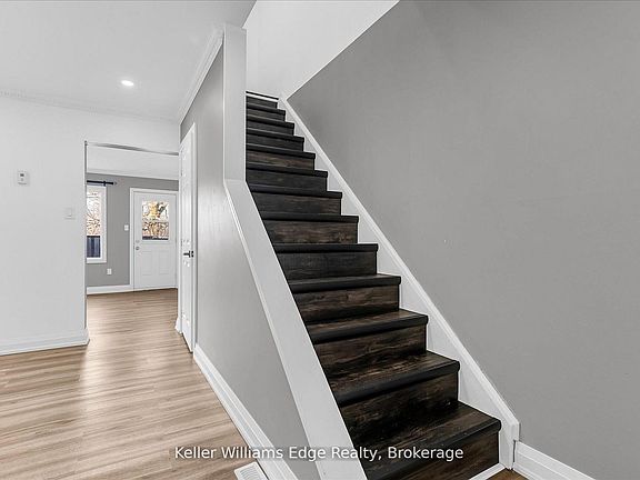 4th image of 10 Angus Rd #17