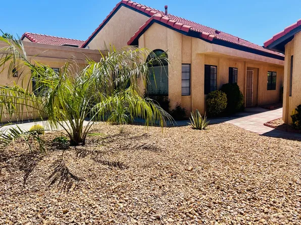 11630 Pepper Ln, Apple Valley, CA 92308