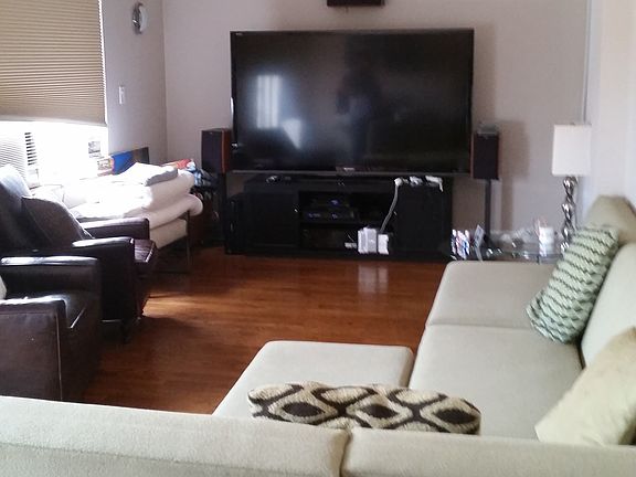 4th image of 211 W 106th St APT 14A