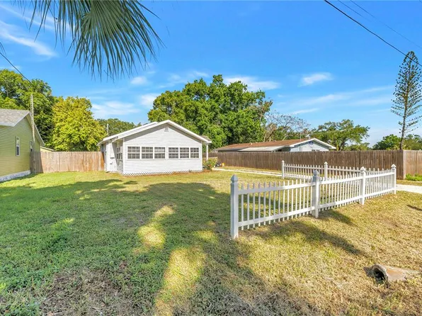 3012 17th St E, Bradenton, FL 34208