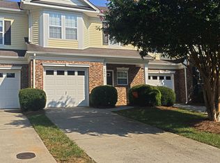 5994 Fox Point Cir, Winston Salem, NC 27104