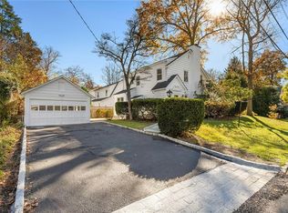 30 Hamilton Rd, Scarsdale, NY 10583