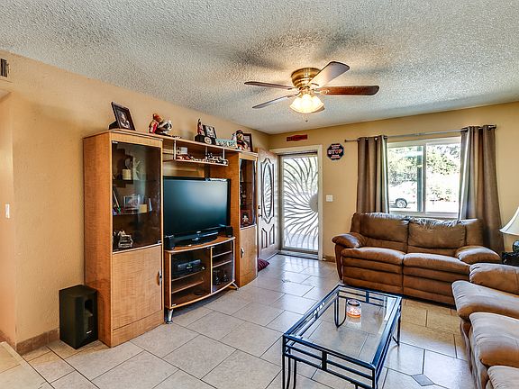 4th image of 5743 W Sunnyside Dr