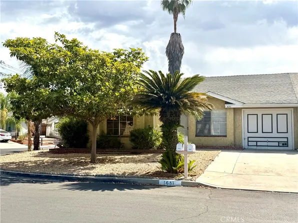 1651 Sycamore St, Perris, CA 92570